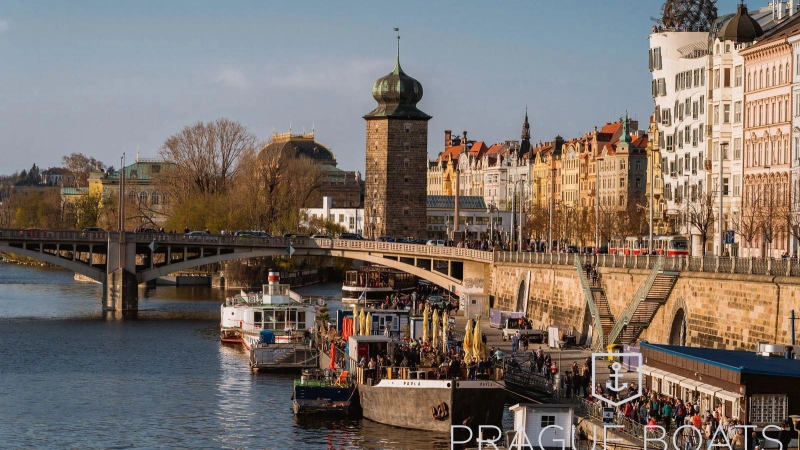 Parník Vyšehrad č. 18 Parník Vyšehrad č. 18