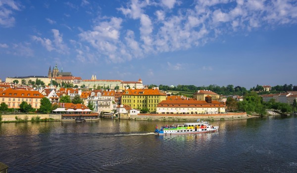 Online prodej plaveb spuštěn